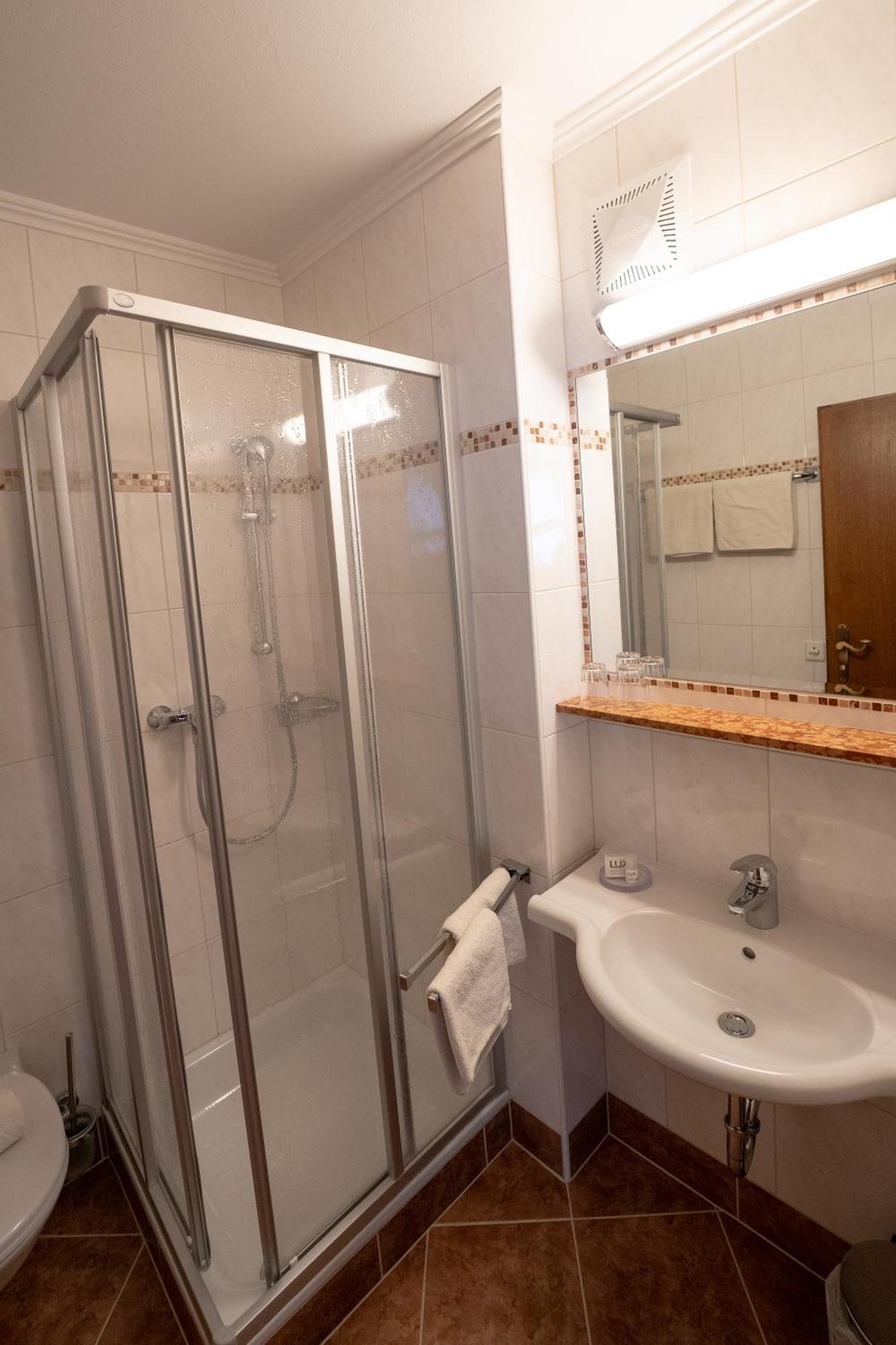 Haus Koessler Hotel Radstadt Ngoại thất bức ảnh